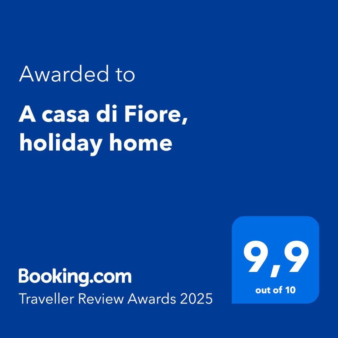 A Casa Di Fiore, Holiday Home Giovinazzo Eksteriør billede